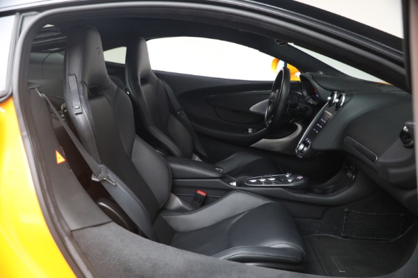 Used 2023 McLaren GT for sale $166,900 at Bugatti of Greenwich in Greenwich CT 06830 18