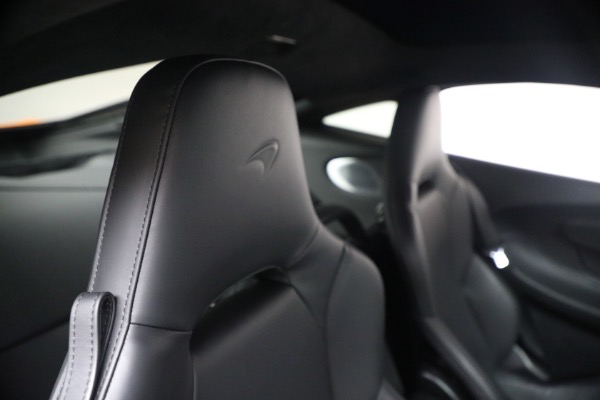 Used 2023 McLaren GT for sale $166,900 at Bugatti of Greenwich in Greenwich CT 06830 25