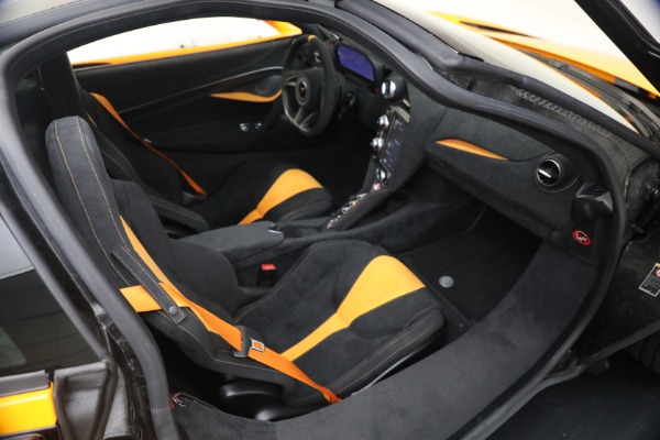 Used 2021 McLaren 720S Le Mans for sale Call for price at Bugatti of Greenwich in Greenwich CT 06830 25