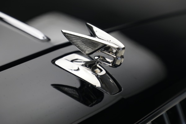 Used 2022 Bentley Flying Spur W12 for sale $195,900 at Bugatti of Greenwich in Greenwich CT 06830 13