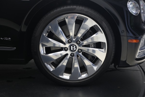 Used 2022 Bentley Flying Spur W12 for sale $195,900 at Bugatti of Greenwich in Greenwich CT 06830 17
