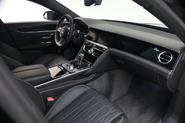 Used 2022 Bentley Flying Spur W12 for sale $195,900 at Bugatti of Greenwich in Greenwich CT 06830 26