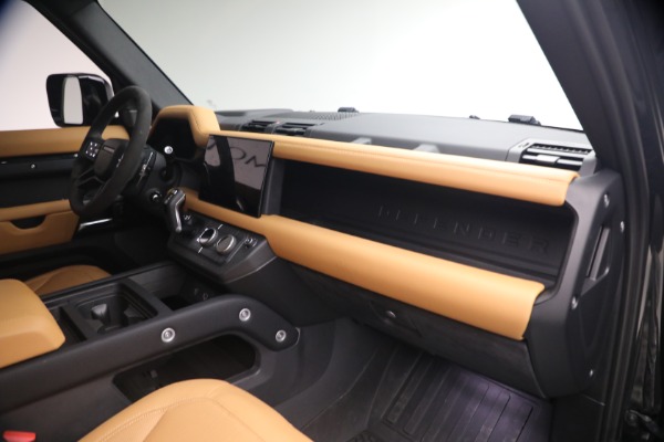 Used 2024 Land Rover Defender 110 V8 P525 for sale $84,900 at Bugatti of Greenwich in Greenwich CT 06830 18