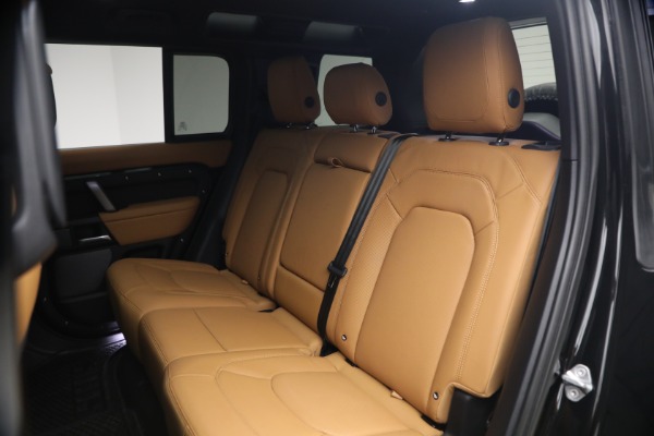 Used 2024 Land Rover Defender 110 V8 P525 for sale $84,900 at Bugatti of Greenwich in Greenwich CT 06830 20