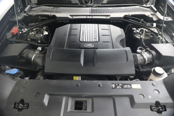 Used 2024 Land Rover Defender 110 V8 P525 for sale $84,900 at Bugatti of Greenwich in Greenwich CT 06830 27