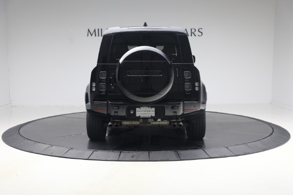 Used 2024 Land Rover Defender 110 V8 P525 for sale $84,900 at Bugatti of Greenwich in Greenwich CT 06830 6