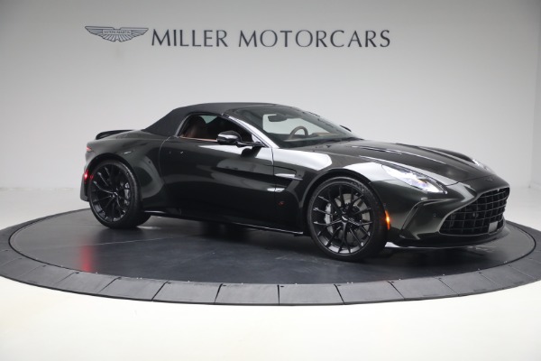 New 2026 Aston Martin Vantage S Roadster for sale $263,900 at Bugatti of Greenwich in Greenwich CT 06830 22