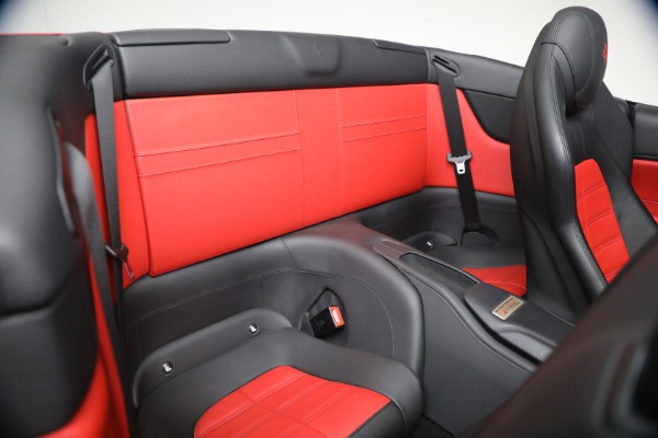 Used 2017 Ferrari California T for sale $163,900 at Bugatti of Greenwich in Greenwich CT 06830 20