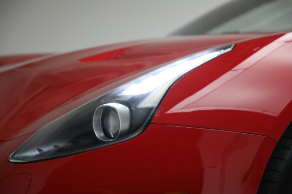 Used 2017 Ferrari California T for sale $163,900 at Bugatti of Greenwich in Greenwich CT 06830 23