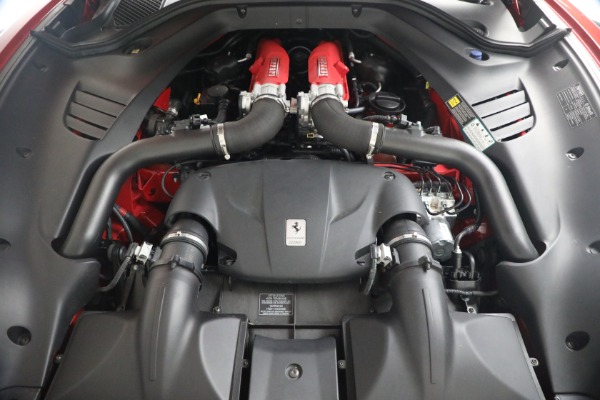Used 2017 Ferrari California T for sale $163,900 at Bugatti of Greenwich in Greenwich CT 06830 27