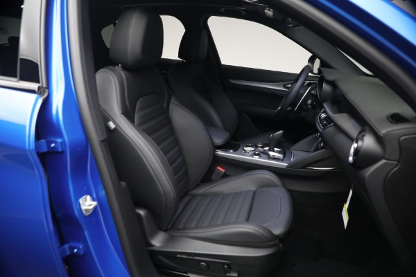 New 2026 Alfa Romeo Stelvio Veloce for sale $61,965 at Bugatti of Greenwich in Greenwich CT 06830 16