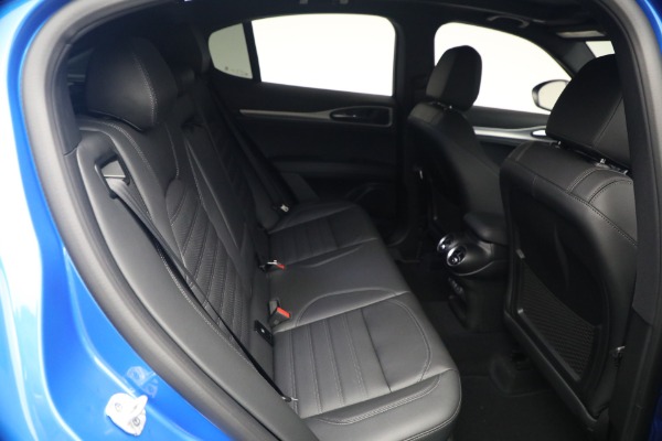 New 2026 Alfa Romeo Stelvio Veloce for sale $61,965 at Bugatti of Greenwich in Greenwich CT 06830 21