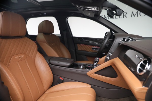 Used 2021 Bentley Bentayga Speed for sale $139,900 at Bugatti of Greenwich in Greenwich CT 06830 28