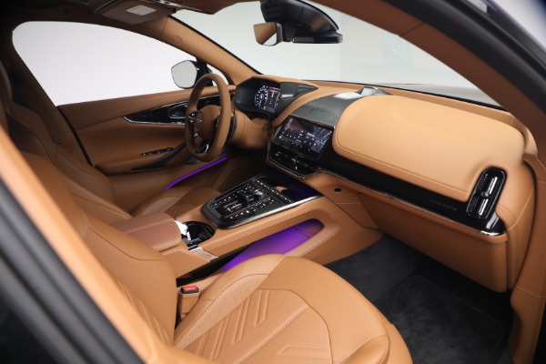 New 2026 Aston Martin DBX S for sale $289,900 at Bugatti of Greenwich in Greenwich CT 06830 21
