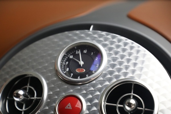 Used 2006 Bugatti Veyron 16.4 for sale Call for price at Bugatti of Greenwich in Greenwich CT 06830 20