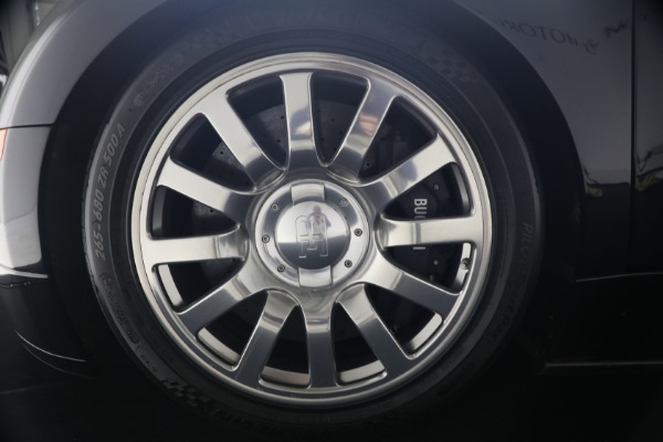 Used 2006 Bugatti Veyron 16.4 for sale Call for price at Bugatti of Greenwich in Greenwich CT 06830 25
