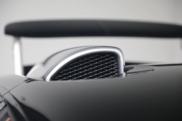 Used 2006 Bugatti Veyron 16.4 for sale Call for price at Bugatti of Greenwich in Greenwich CT 06830 27