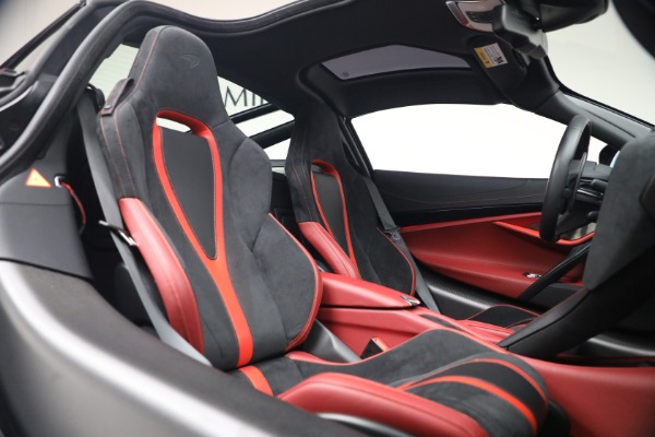 Used 2019 McLaren 720S Performance for sale $275,900 at Bugatti of Greenwich in Greenwich CT 06830 23