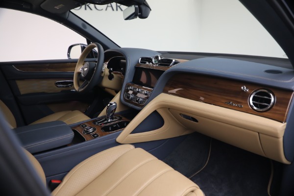 Used 2026 Bentley Bentayga EWB Azure V8 for sale $279,900 at Bugatti of Greenwich in Greenwich CT 06830 26