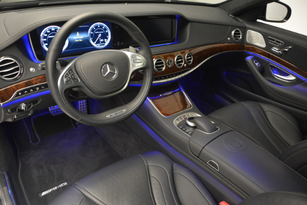 Used 2014 Mercedes Benz S-Class S 63 AMG for sale Sold at Bugatti of Greenwich in Greenwich CT 06830 17