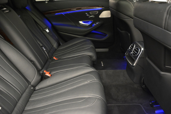 Used 2014 Mercedes Benz S-Class S 63 AMG for sale Sold at Bugatti of Greenwich in Greenwich CT 06830 27