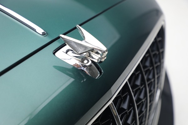 New 2027 Bentley Flying Spur Azure for sale $363,300 at Bugatti of Greenwich in Greenwich CT 06830 12