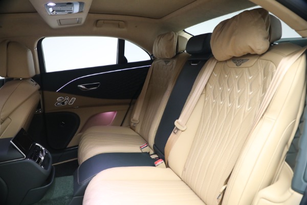 New 2027 Bentley Flying Spur Azure for sale $363,300 at Bugatti of Greenwich in Greenwich CT 06830 22
