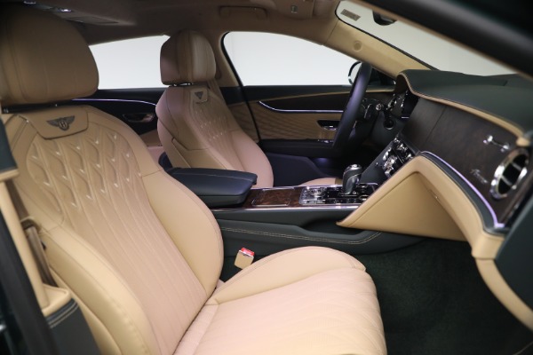 New 2027 Bentley Flying Spur Azure for sale $363,300 at Bugatti of Greenwich in Greenwich CT 06830 27