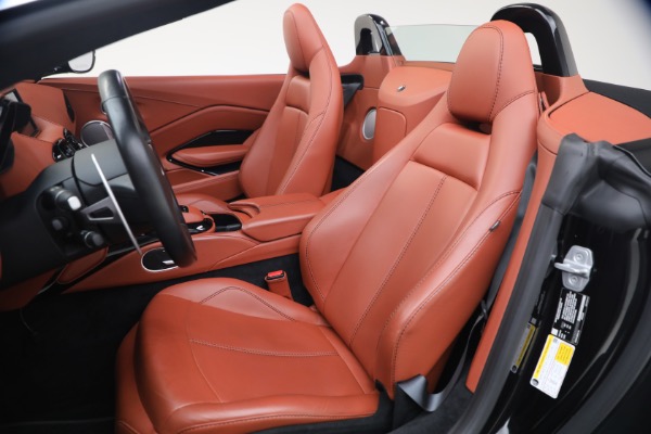 Used 2021 Aston Martin Vantage for sale $119,900 at Bugatti of Greenwich in Greenwich CT 06830 25
