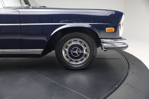 Used 1971 Mercedes-Benz 280SE 3.5 Cabriolet for sale $475,000 at Bugatti of Greenwich in Greenwich CT 06830 21