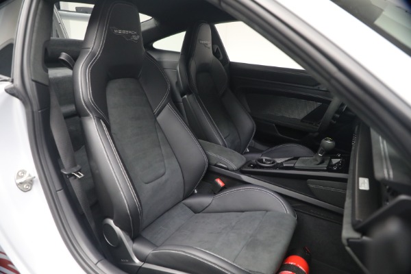 Used 2025 Porsche 911 GT3 RS for sale $479,900 at Bugatti of Greenwich in Greenwich CT 06830 17