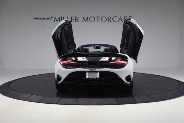 New 2027 McLaren 750S Spider Performance for sale $471,170 at Bugatti of Greenwich in Greenwich CT 06830 16