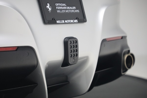 Used 2014 Ferrari F12berlinetta for sale $519,900 at Bugatti of Greenwich in Greenwich CT 06830 25
