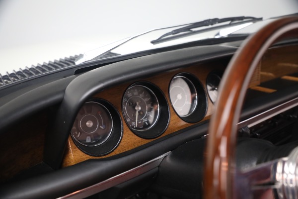 Used 1974 BMW 3.0CSi for sale $175,000 at Bugatti of Greenwich in Greenwich CT 06830 19