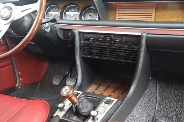 Used 1974 BMW 3.0CSi for sale $175,000 at Bugatti of Greenwich in Greenwich CT 06830 26