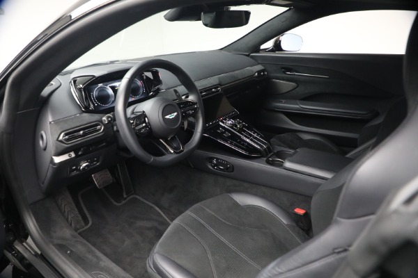 Used 2025 Aston Martin Vantage for sale $187,900 at Bugatti of Greenwich in Greenwich CT 06830 14