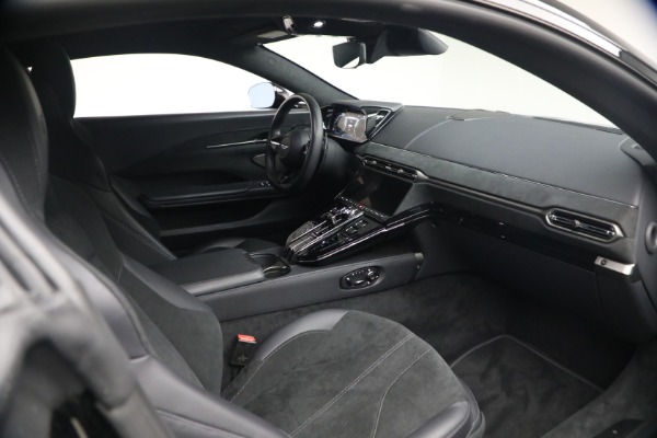 Used 2025 Aston Martin Vantage for sale $187,900 at Bugatti of Greenwich in Greenwich CT 06830 17