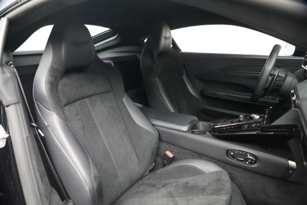 Used 2025 Aston Martin Vantage for sale $187,900 at Bugatti of Greenwich in Greenwich CT 06830 19