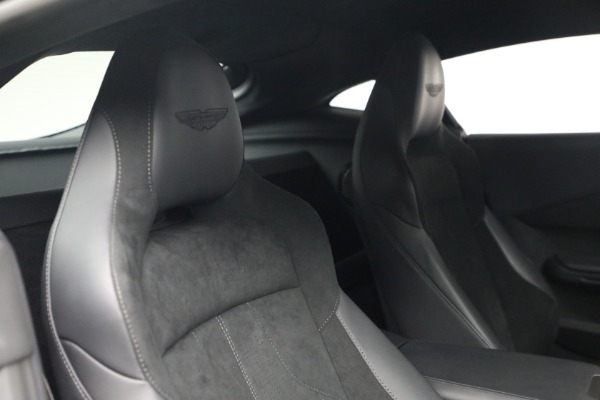 Used 2025 Aston Martin Vantage for sale $187,900 at Bugatti of Greenwich in Greenwich CT 06830 20