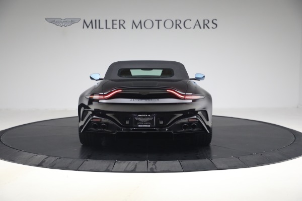 New 2026 Aston Martin Vantage S Roadster for sale $256,300 at Bugatti of Greenwich in Greenwich CT 06830 18