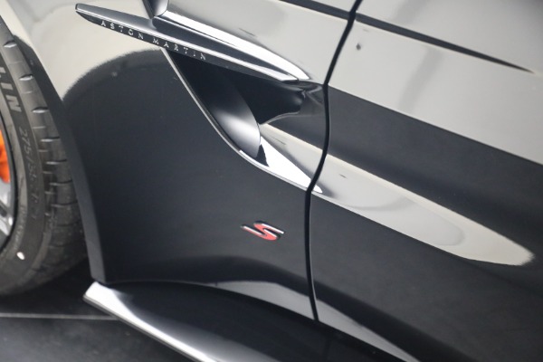 New 2026 Aston Martin Vantage S Roadster for sale $256,300 at Bugatti of Greenwich in Greenwich CT 06830 25