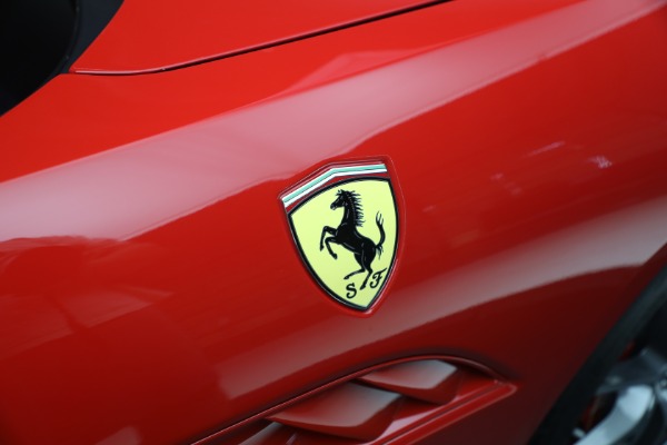Used 2014 Ferrari California 30 for sale $115,900 at Bugatti of Greenwich in Greenwich CT 06830 27