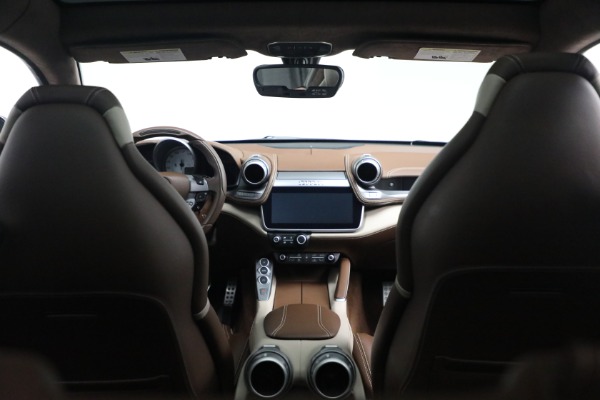 Used 2019 Ferrari GTC4Lusso for sale $259,900 at Bugatti of Greenwich in Greenwich CT 06830 20