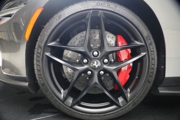 Used 2026 Ferrari Roma Spider for sale $309,900 at Bugatti of Greenwich in Greenwich CT 06830 26
