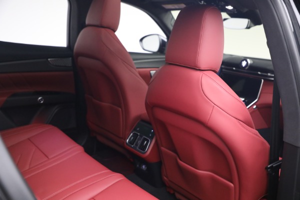 New 2027 Maserati Grecale Trofeo for sale $128,145 at Bugatti of Greenwich in Greenwich CT 06830 14
