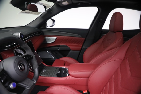 New 2027 Maserati Grecale Trofeo for sale $128,145 at Bugatti of Greenwich in Greenwich CT 06830 15
