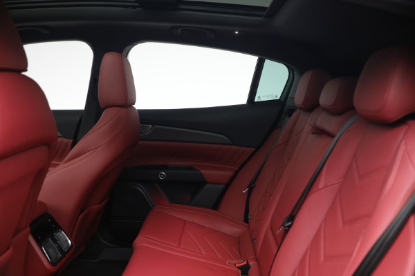 New 2027 Maserati Grecale Trofeo for sale $128,145 at Bugatti of Greenwich in Greenwich CT 06830 18