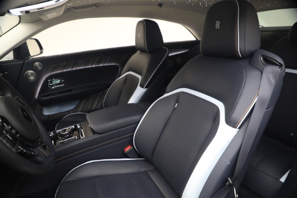 Used 2024 Rolls-Royce Spectre for sale $345,900 at Bugatti of Greenwich in Greenwich CT 06830 17