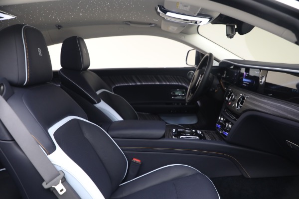Used 2024 Rolls-Royce Spectre for sale $345,900 at Bugatti of Greenwich in Greenwich CT 06830 19