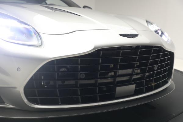 Used 2025 Aston Martin Vanquish for sale $429,900 at Bugatti of Greenwich in Greenwich CT 06830 14